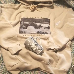 Women's Beige Vintage Car Printed Oversize Hooded Sweatshirt